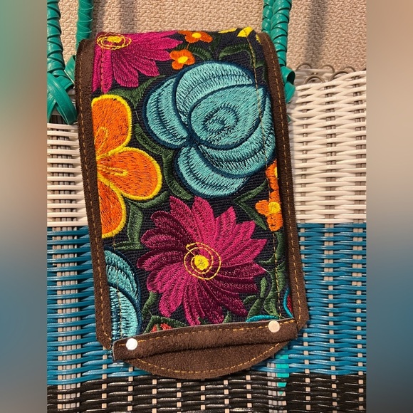 Summer Beach Straw bag with leather and tapestry closure snap - Picture 2 of 9